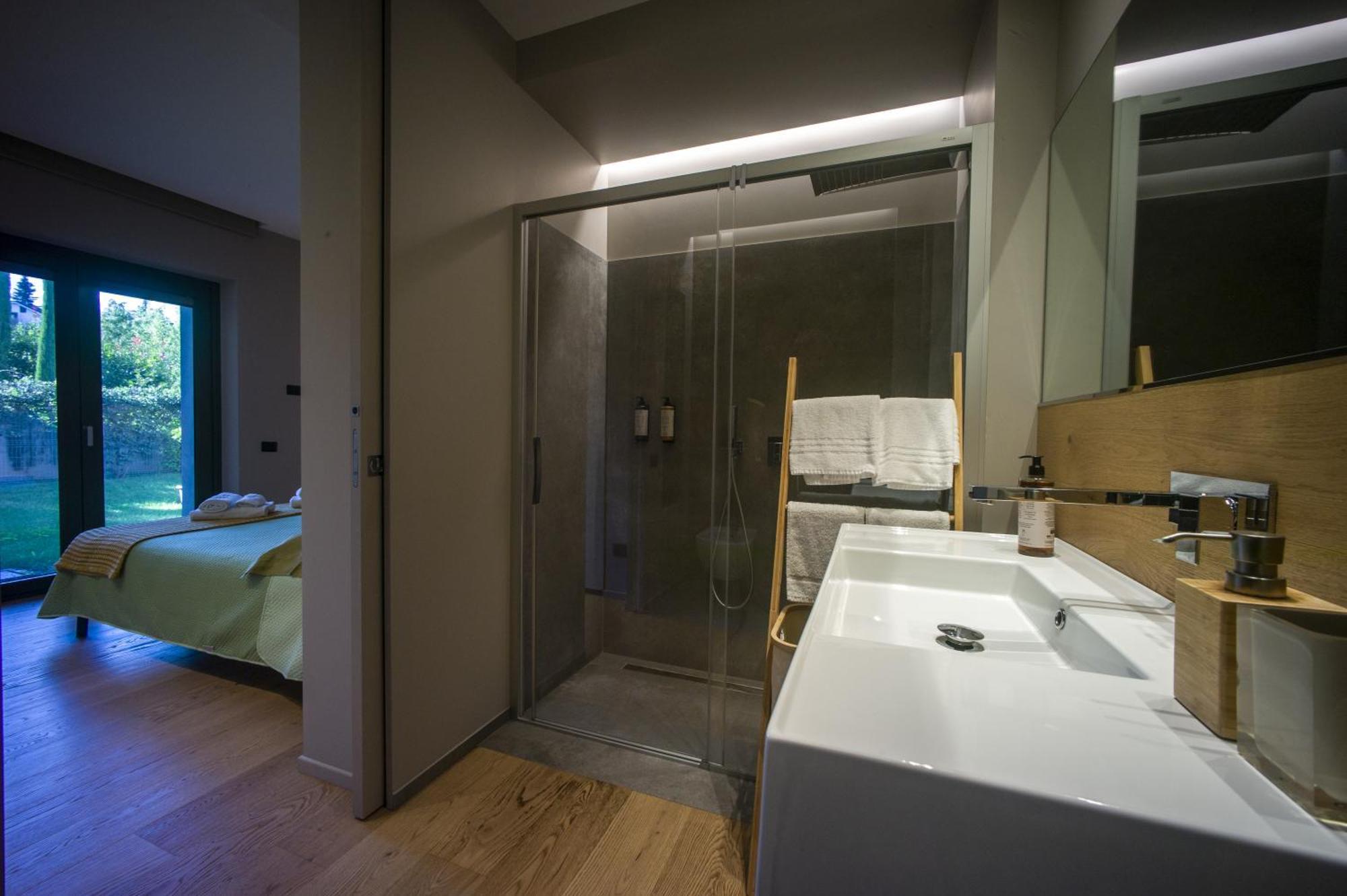 Franceschi Apartment Frosinone Eksteriør billede