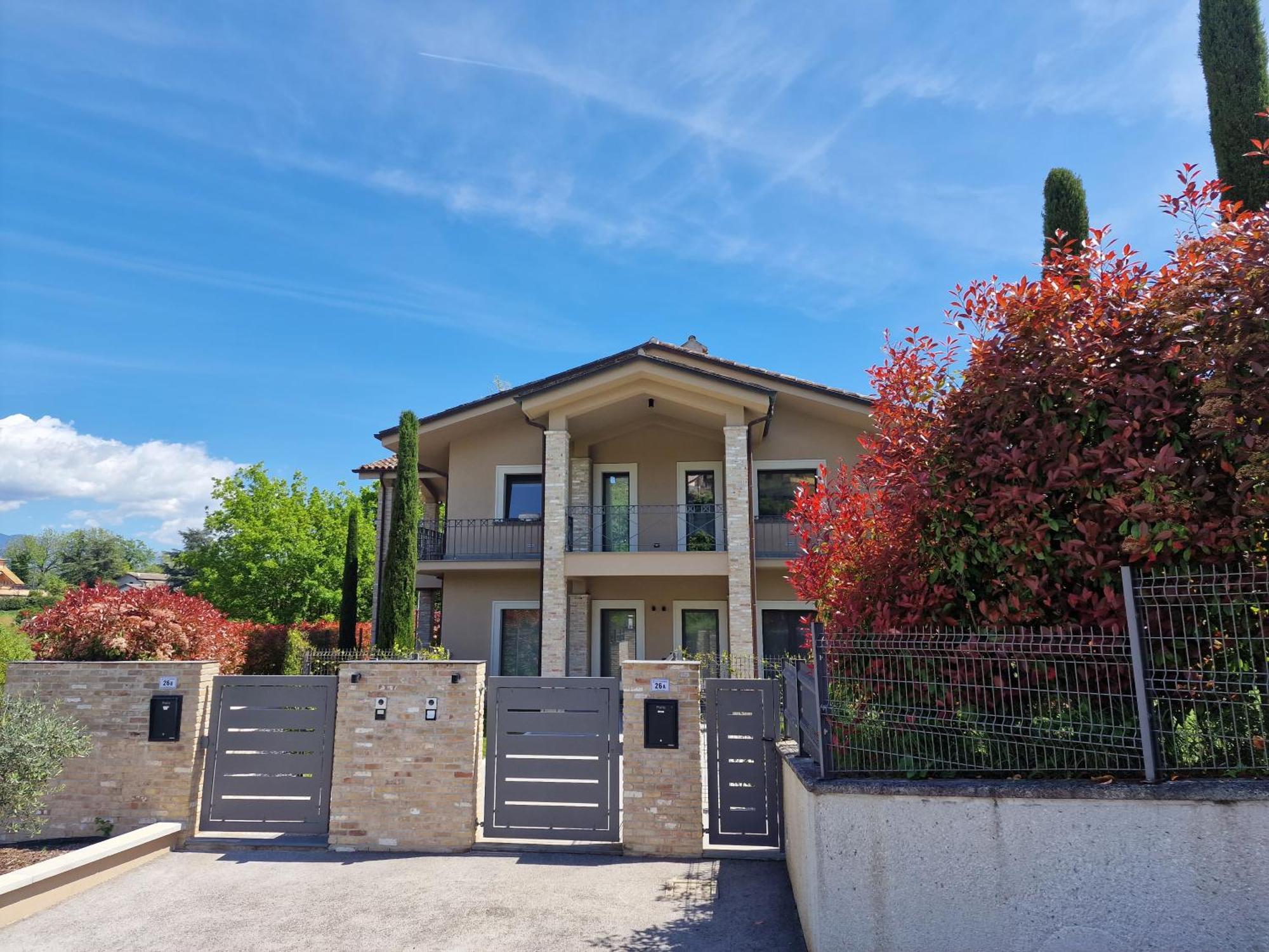 Franceschi Apartment Frosinone Eksteriør billede